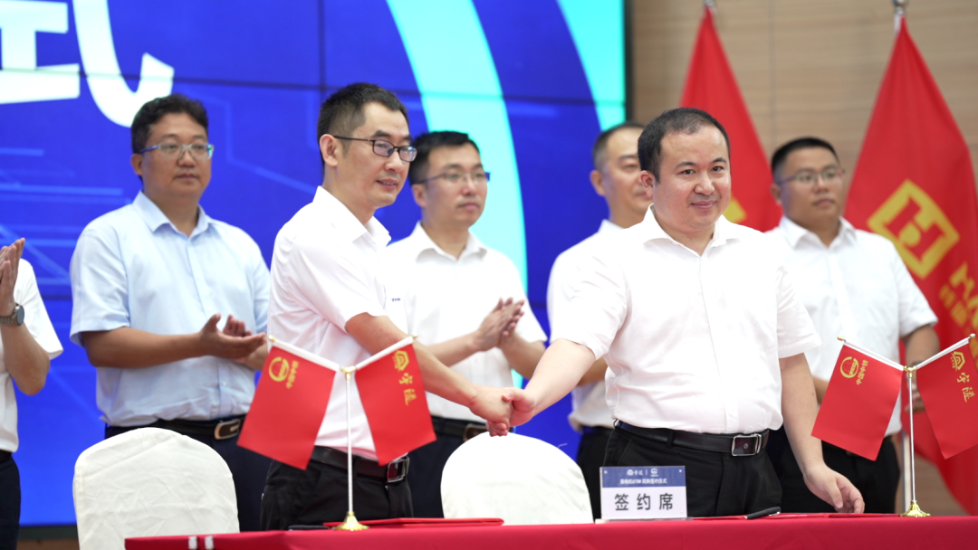 喜讯 | 重庆宇隧再次单笔亿元设备采购签约仪式圆满举行！