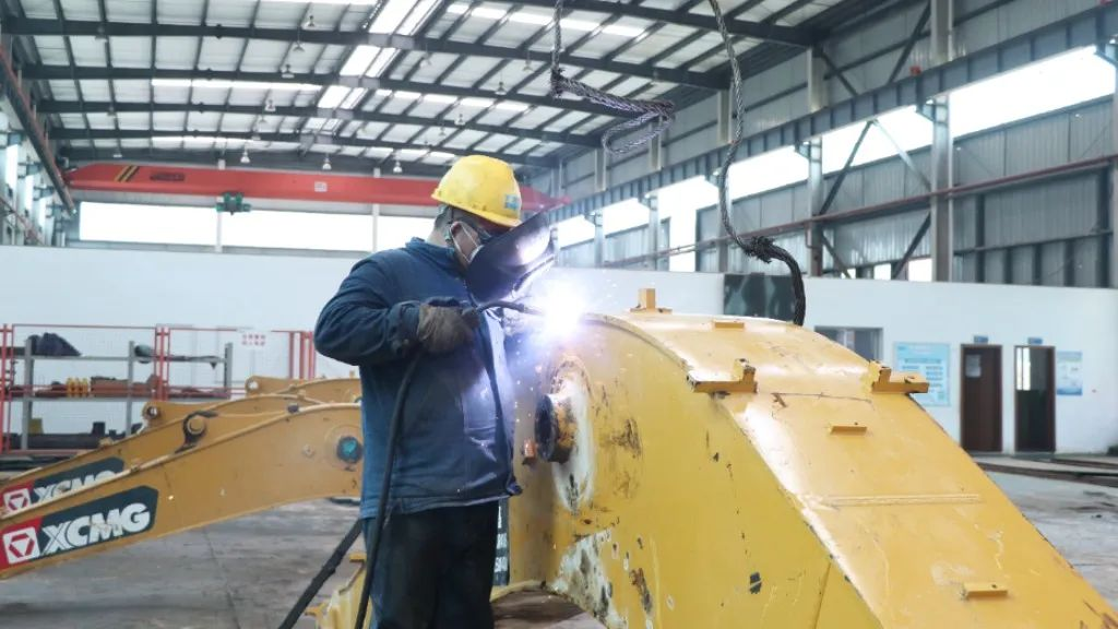 不负当“夏”——致敬每一份高温下的坚守