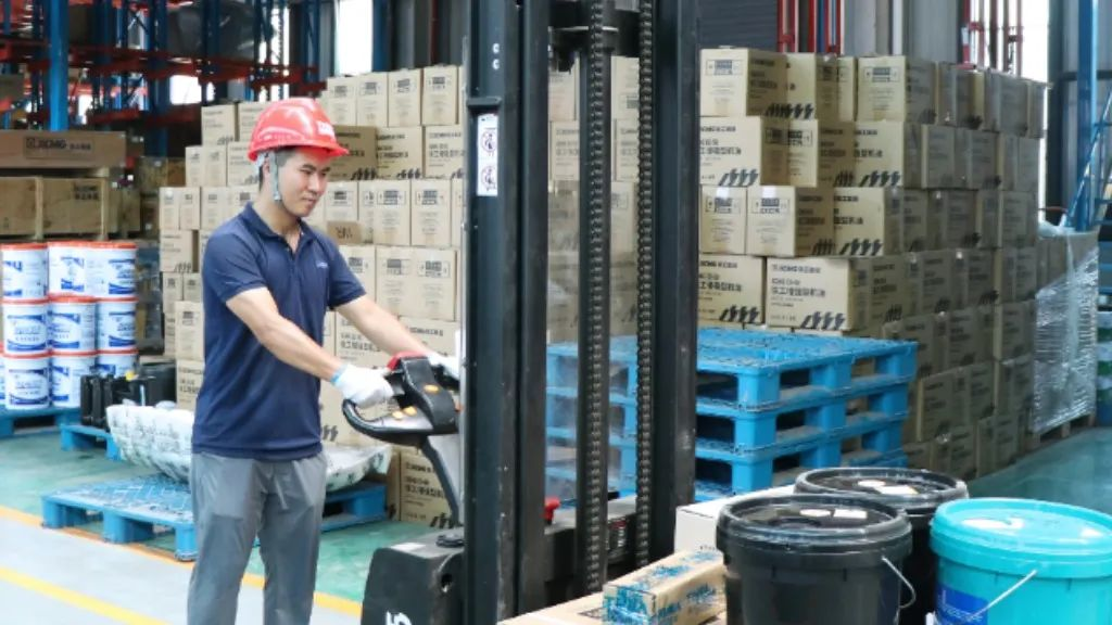 不负当“夏”——致敬每一份高温下的坚守