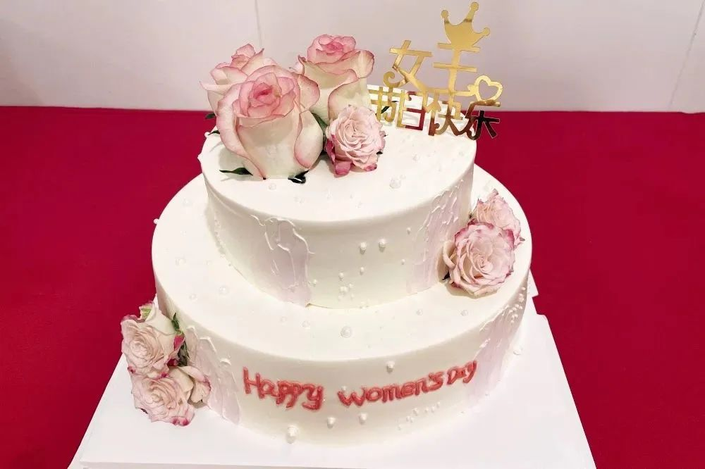 献礼3.8节|勇做攀登者，奋进新未来