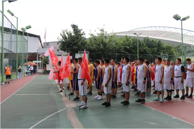 迎篮而上,挑战自我